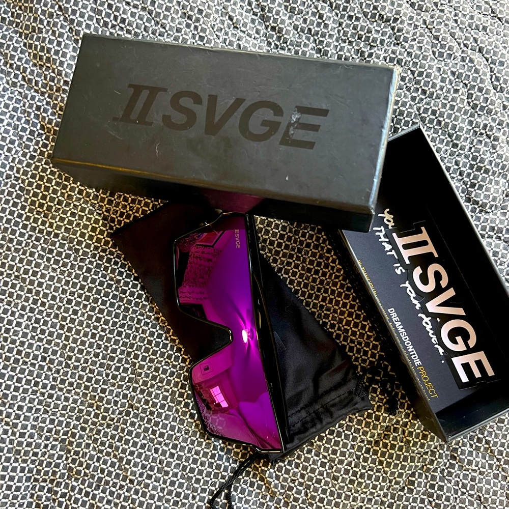 TWO SAVAGE sunglasses